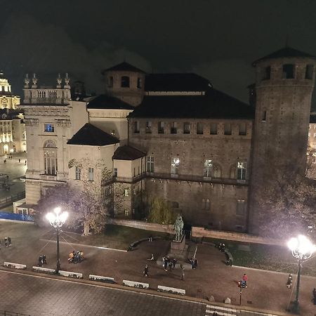 Appartamento Nel Cuore Di Torino Centro Esterno foto