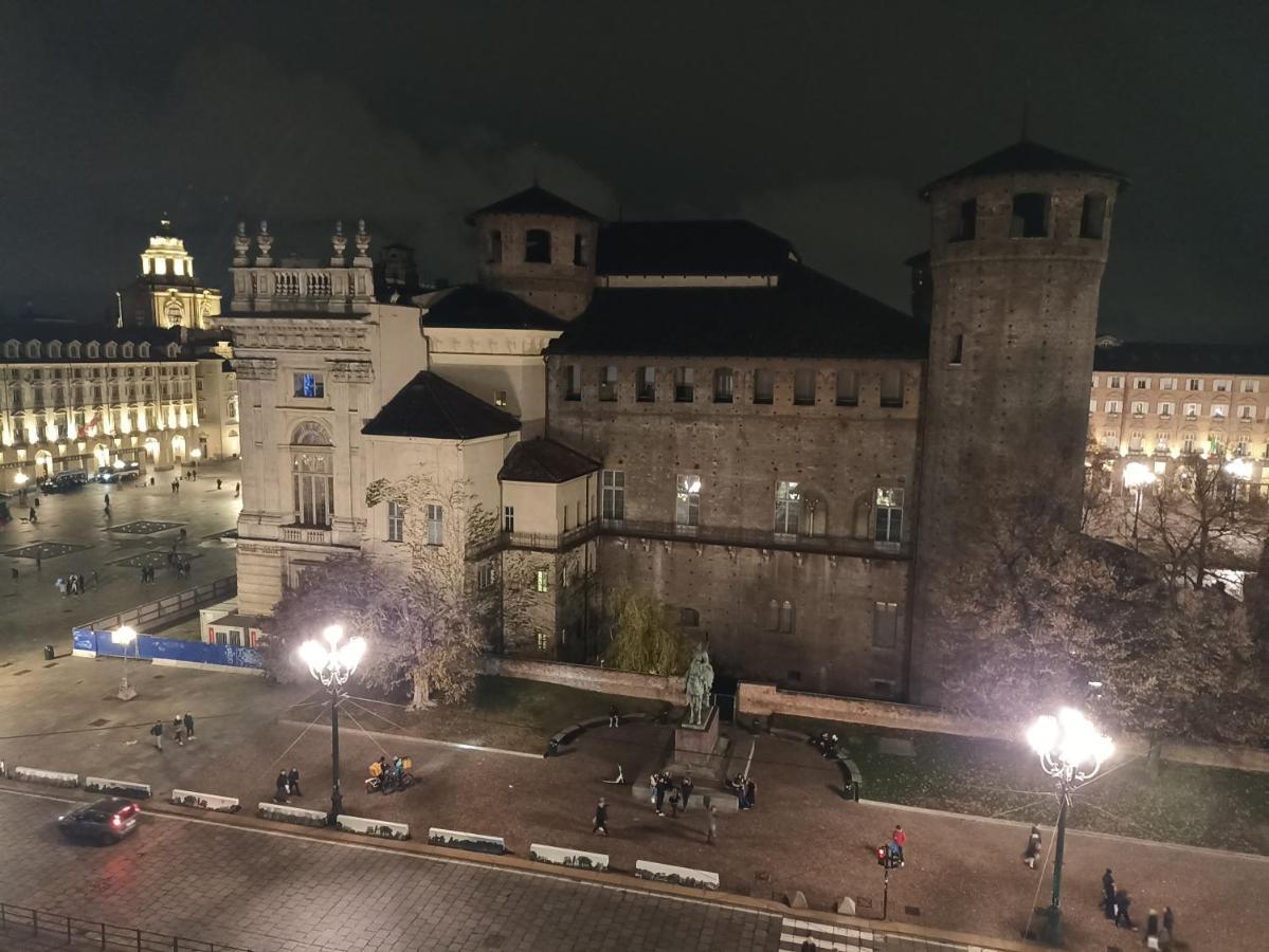 Appartamento Nel Cuore Di Torino Centro Esterno foto